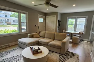 230 Kinzie Ave, Fontana, WI 53125 - Photo 3