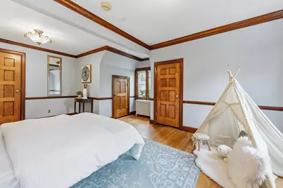 5079 N Lake Dr, Whitefish Bay, WI 53217 - Photo 47