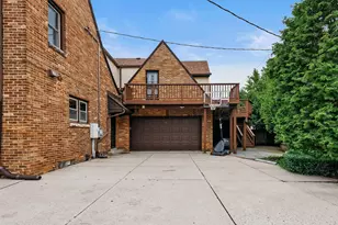5079 N Lake Dr, Whitefish Bay, WI 53217 - Photo 59