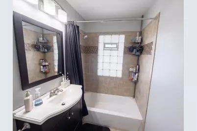 3379 S Burrell St, Milwaukee, WI 53207 - Photo 13