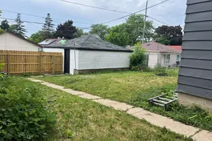 5265 N Sherman Blvd, Milwaukee, WI 53209 - Photo 3