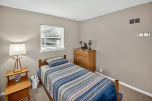 11605 W Mt Vernon Ave, Wauwatosa, WI 53226 - Photo 17