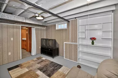11605 W Mount Vernon Ave, Wauwatosa, WI 53226 - Photo 29