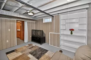 11605 W Mt Vernon Ave, Wauwatosa, WI 53226 - Photo 29