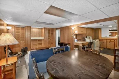 11605 W Mount Vernon Ave, Wauwatosa, WI 53226 - Photo 27