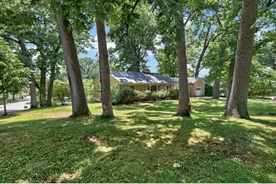 11605 W Mount Vernon Ave, Wauwatosa, WI 53226 - Photo 43