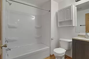 922 49th St, Kenosha, WI 53140 - Photo 7