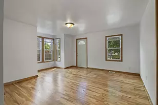 922 49th St, Kenosha, WI 53140 - Photo 3