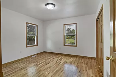 922  49th St, Kenosha, WI 53140 - Photo 5