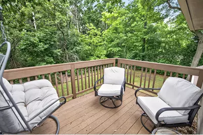 9015 S 84th St, Franklin, WI 53132 - Photo 31