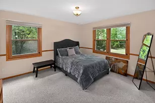 9015 S 84th St, Franklin, WI 53132 - Photo 17