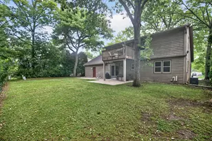 9015 S 84th St, Franklin, WI 53132 - Photo 35