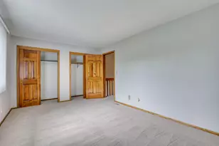 1360 Meadowcreek Dr, Pewaukee, WI 53072 - Photo 17