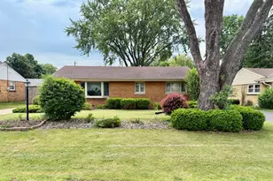 4353 S 61st St, Greenfield, WI 53220 - Photo 1