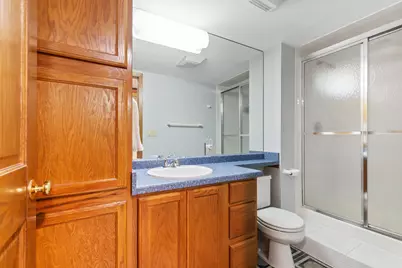 4353 S 61st St, Greenfield, WI 53220 - Photo 17