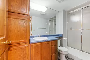 4353 S 61st St, Greenfield, WI 53220 - Photo 17