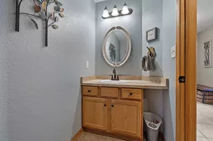 W231N7902 Martin Ct, Sussex, WI 53089 - Photo 23
