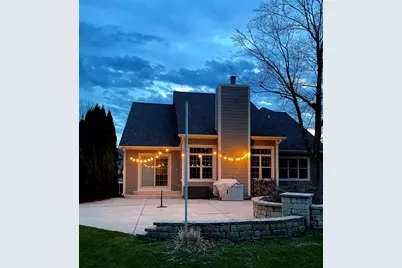 W231N7902  Martin Ct, Sussex, WI 53089 - Photo 3