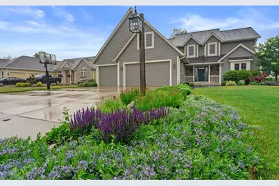 W231N7902  Martin Ct, Sussex, WI 53089 - Photo 37