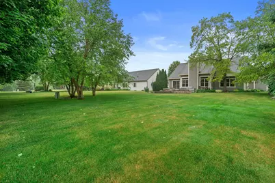 W231N7902  Martin Ct, Sussex, WI 53089 - Photo 43