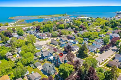 703 N 6th St, Manitowoc, WI 54220 - Photo 61