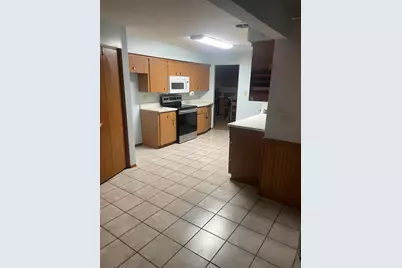 4625 N 149th St, Brookfield, WI 53005 - Photo 3