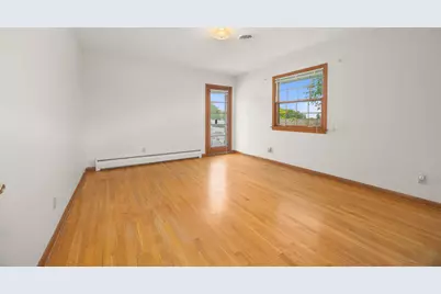 2828 N 122nd St, Wauwatosa, WI 53222 - Photo 29