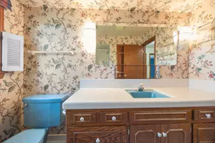 2828 N 122nd St, Wauwatosa, WI 53222 - Photo 33