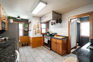 1015 S 76th St, West Allis, WI 53214 - Photo 11