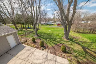W63N391 Hillcrest Ave, Cedarburg, WI 53012 - Photo 19