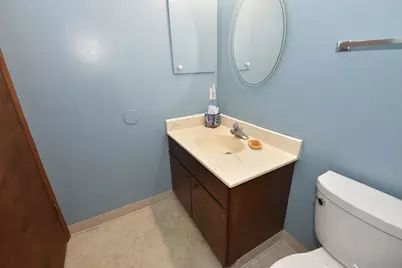 104  Woodfield Ct, Racine, WI 53402 - Photo 19