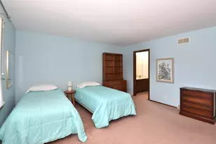 104 Woodfield Ct, Racine, WI 53402 - Photo 23
