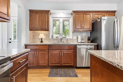 N88W6311  Willowbrooke Dr, Cedarburg, WI 53012 - Photo 11