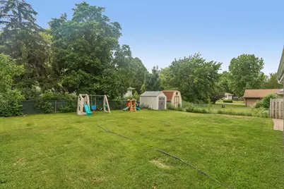3414  Oakwood Dr, Racine, WI 53406 - Photo 29