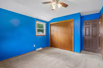 3414  Oakwood Dr, Racine, WI 53406 - Photo 17