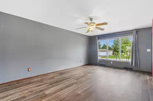 3414 Oakwood Dr, Racine, WI 53406 - Photo 5