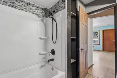 3414  Oakwood Dr, Racine, WI 53406 - Photo 21