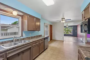 3414 Oakwood Dr, Racine, WI 53406 - Photo 9
