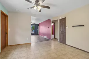 3414 Oakwood Dr, Racine, WI 53406 - Photo 11