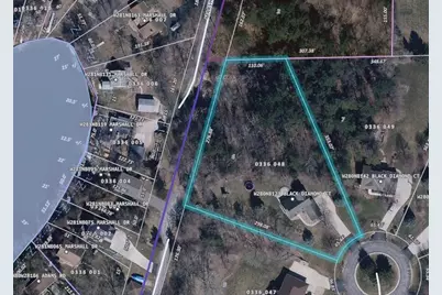 W280N8123  Black Diamond Ct, Merton, WI 53029 - Photo 3