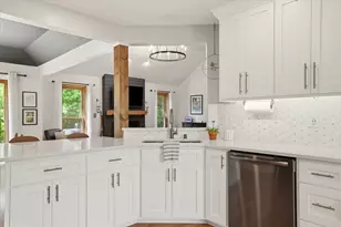 W280N8123 Black Diamond Ct, Merton, WI 53029 - Photo 7