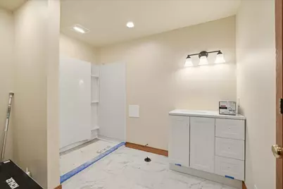 790  Garrison Ct, Delafield, WI 53018 - Photo 25