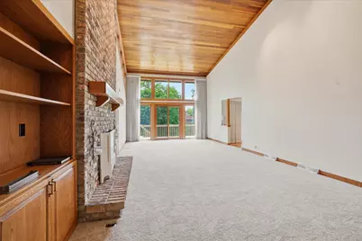 790  Garrison Ct, Delafield, WI 53018 - Photo 7