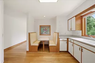 790 Garrison Ct, Delafield, WI 53018 - Photo 11