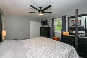 N110W15845 Catskill Ln, Germantown, WI 53022 - Photo 17
