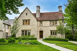 3445 N Lake Dr, Milwaukee, WI 53211 - Photo 1