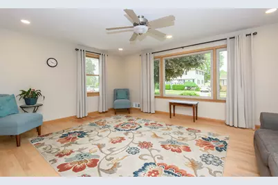 1521  25th St, Kenosha, WI 53140 - Photo 5