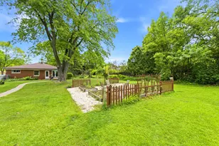 5751 S 22nd St, Milwaukee, WI 53221 - Photo 29