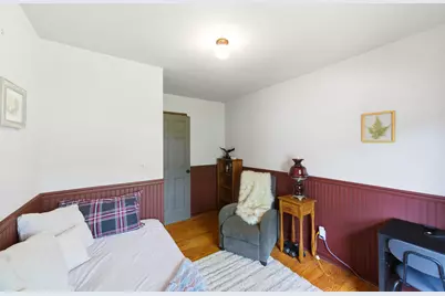 5751 S 22nd St, Milwaukee, WI 53221 - Photo 17