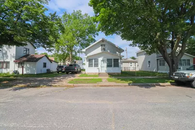 1520  11th St, La Crosse, WI 54601 - Photo 3